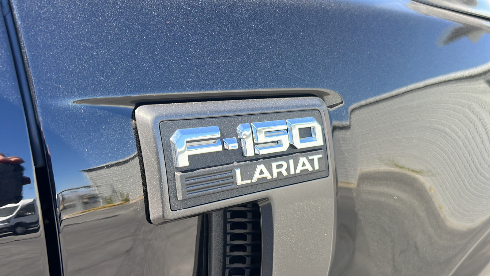 2023 Ford F-150 Lariat 21
