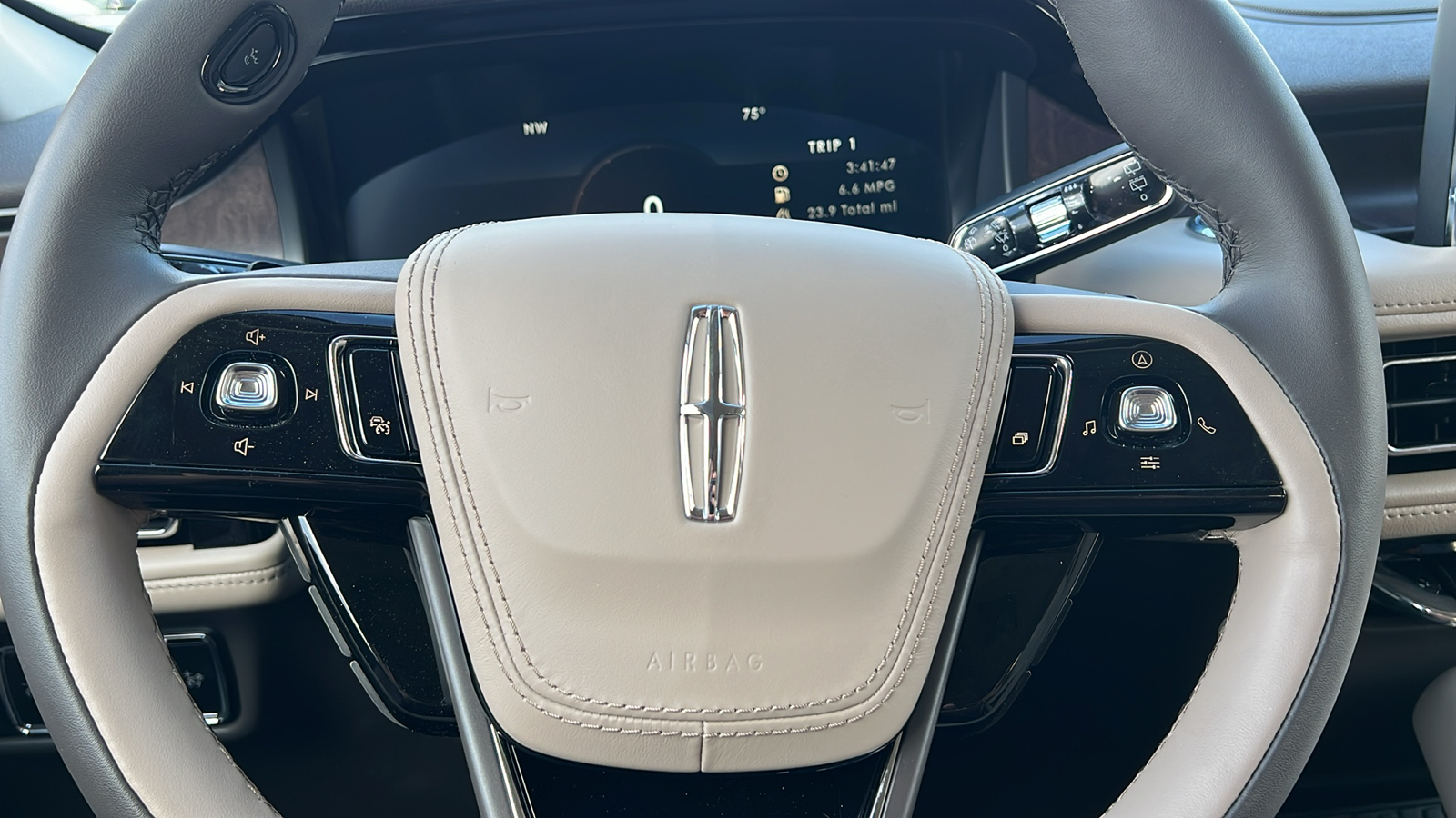 2024 Lincoln Aviator Reserve 27