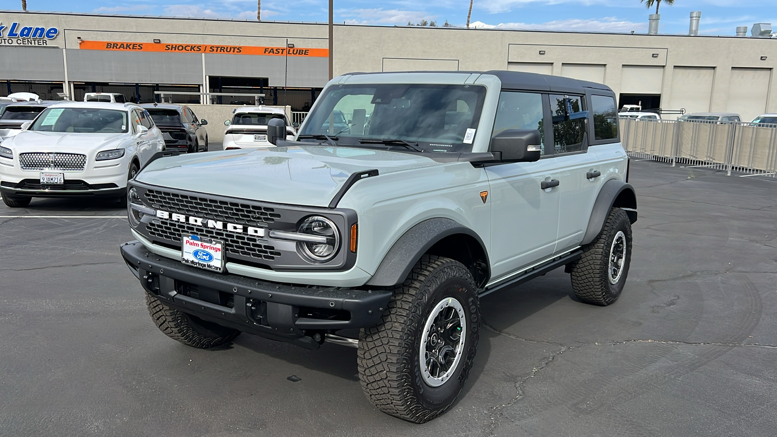 2024 Ford Bronco Badlands 1