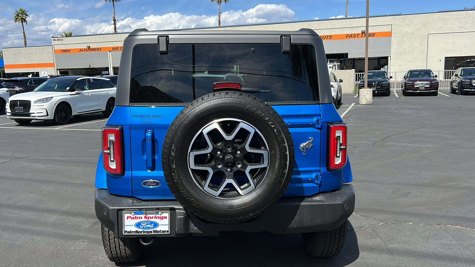 2024 Ford Bronco Outer Banks 4