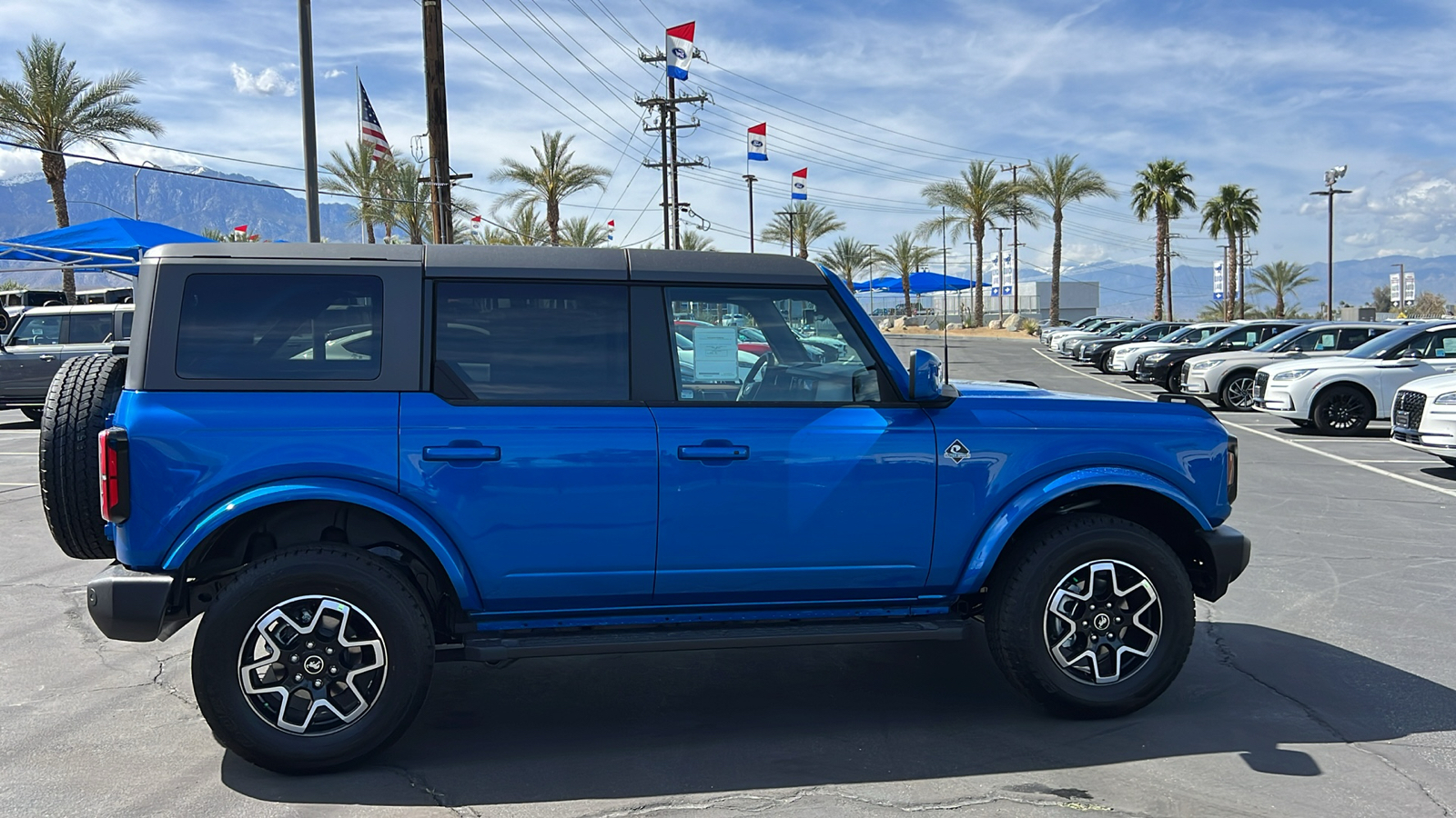 2024 Ford Bronco Outer Banks 6