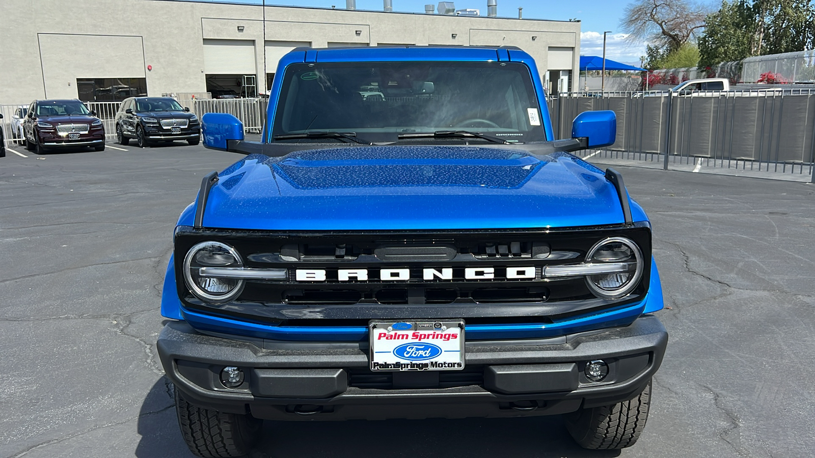 2024 Ford Bronco Outer Banks 8