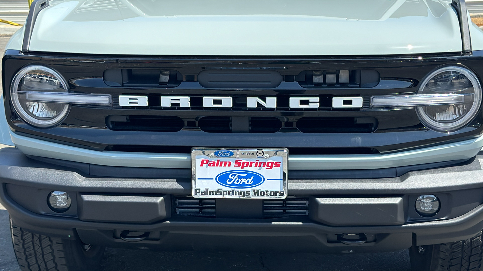 2024 Ford Bronco Outer Banks 5