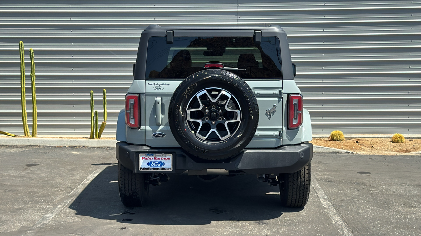 2024 Ford Bronco Outer Banks 7