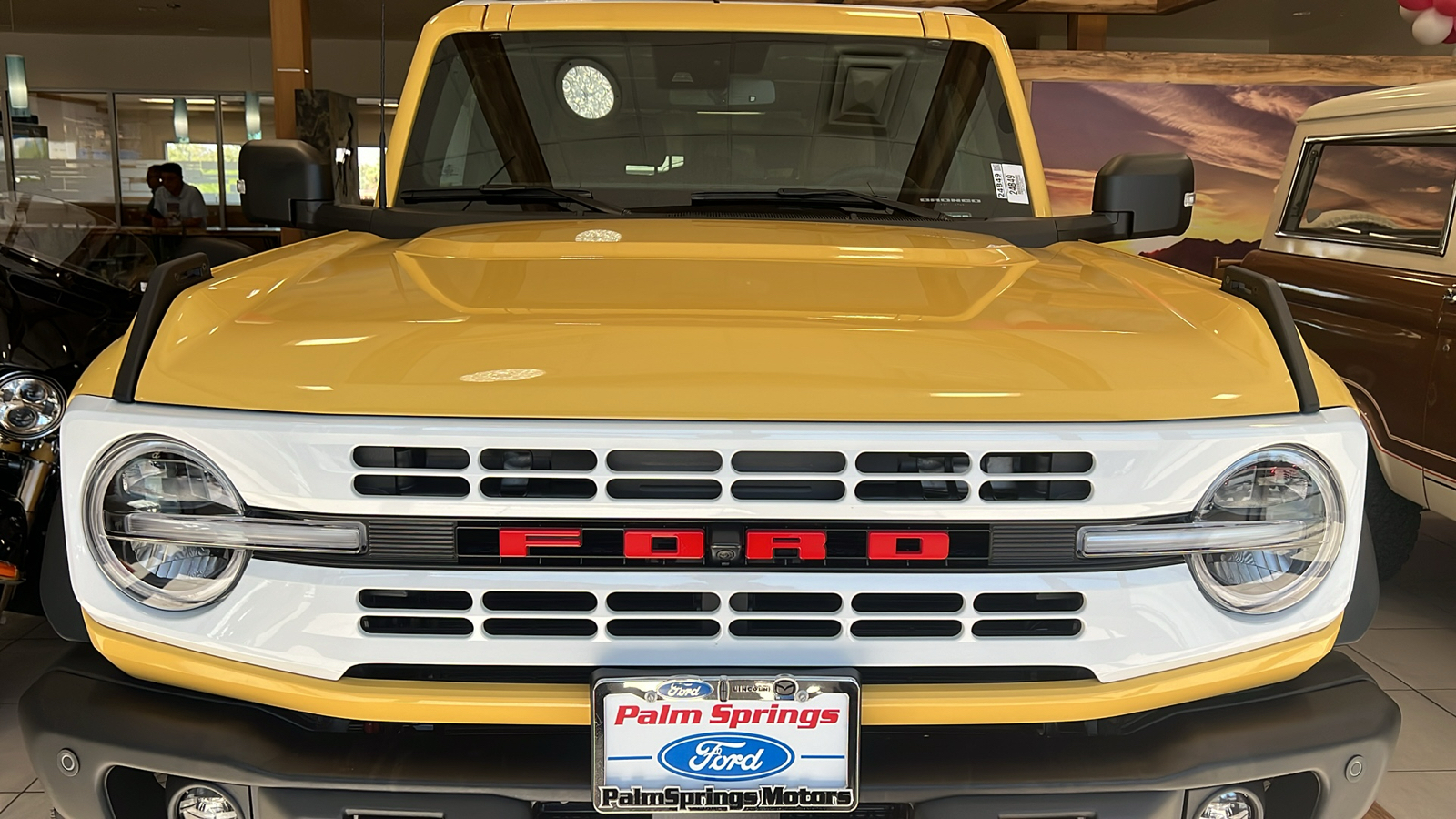 2024 Ford Bronco Heritage Limited Edition 2