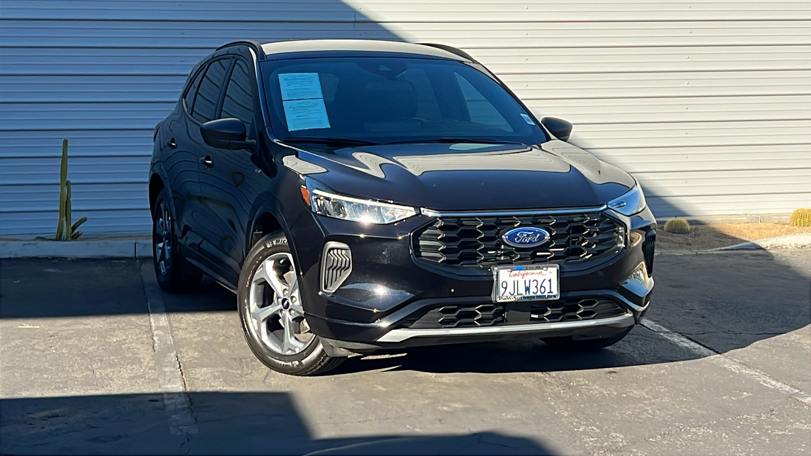 2024 Ford Escape ST-Line 1