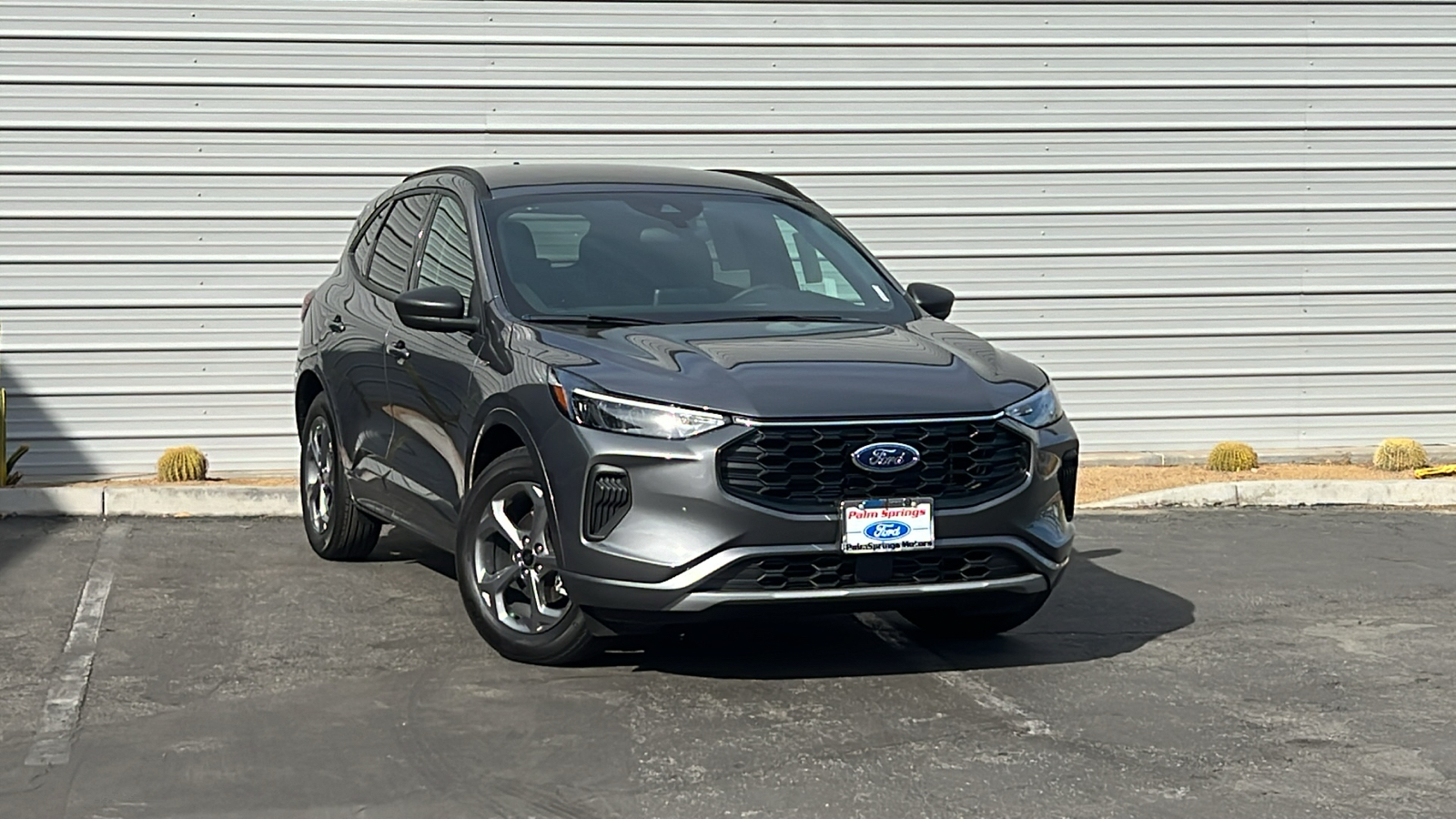 2024 Ford Escape ST-Line 1