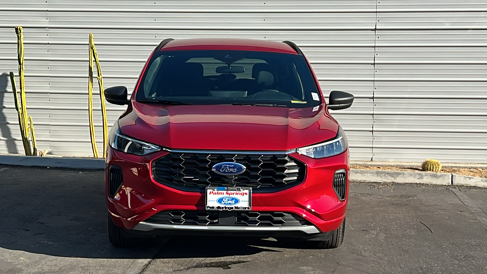 2024 Ford Escape ST-Line 2