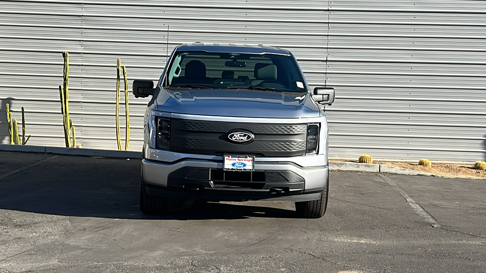 2024 Ford F-150 Lightning XLT 2