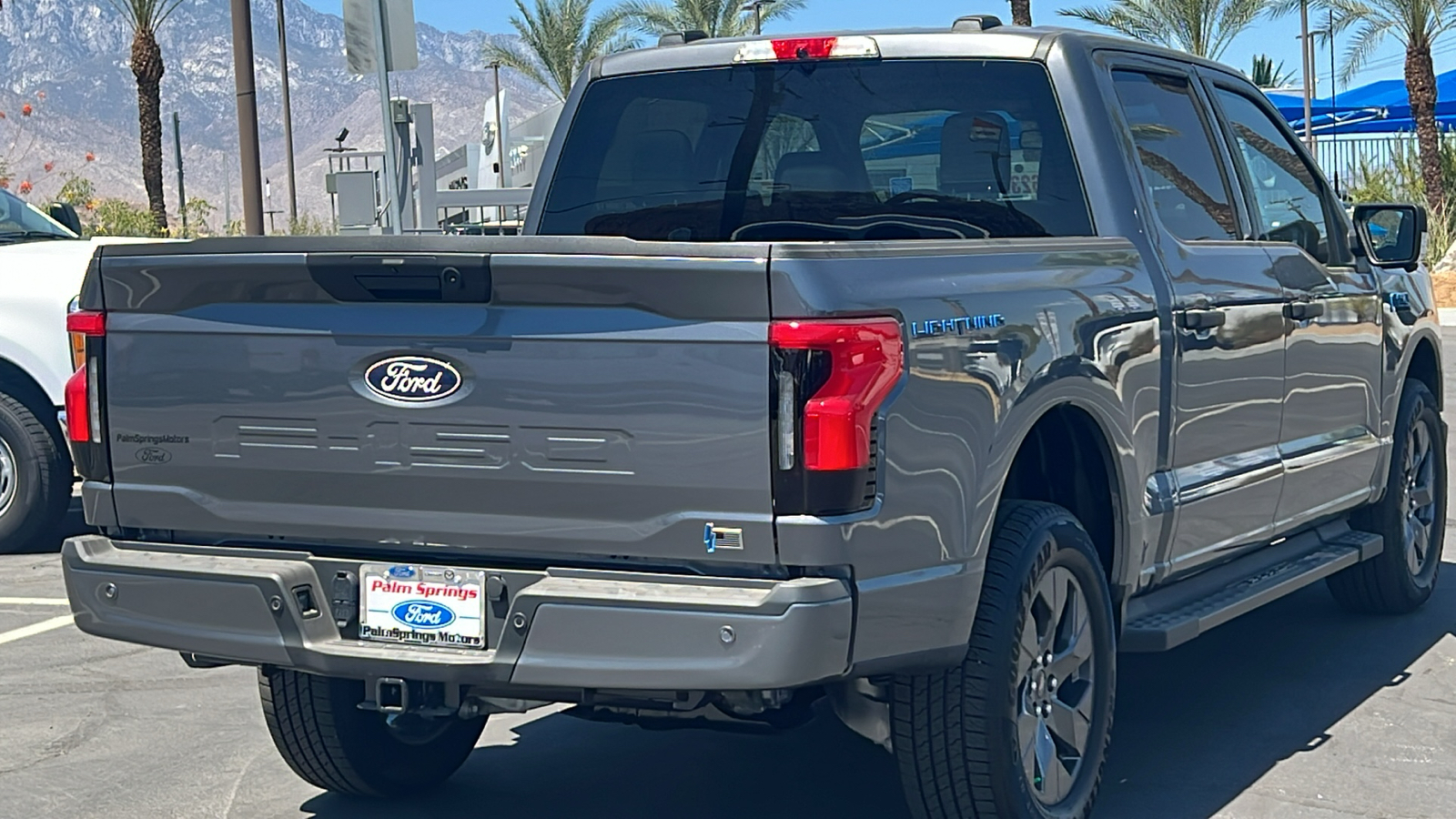 2024 Ford F-150 Lightning XLT 8