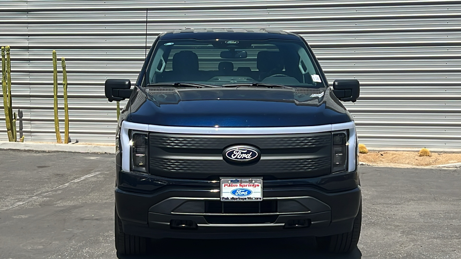 2024 Ford F-150 Lightning XLT 2