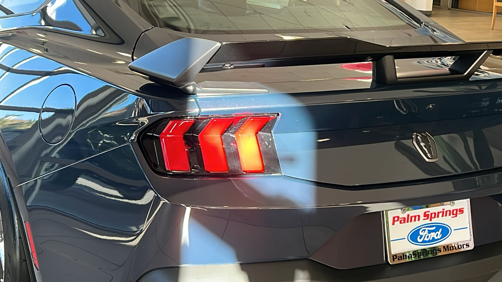 2024 Ford Mustang Dark Horse 8