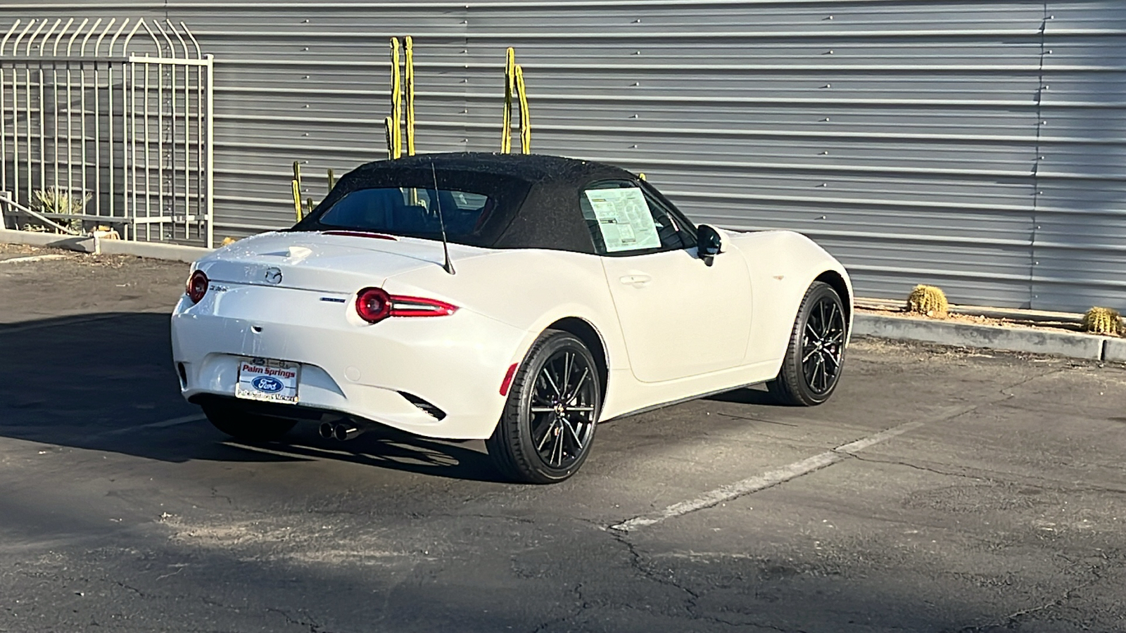 2024 Mazda MX-5 Miata Grand Touring 8