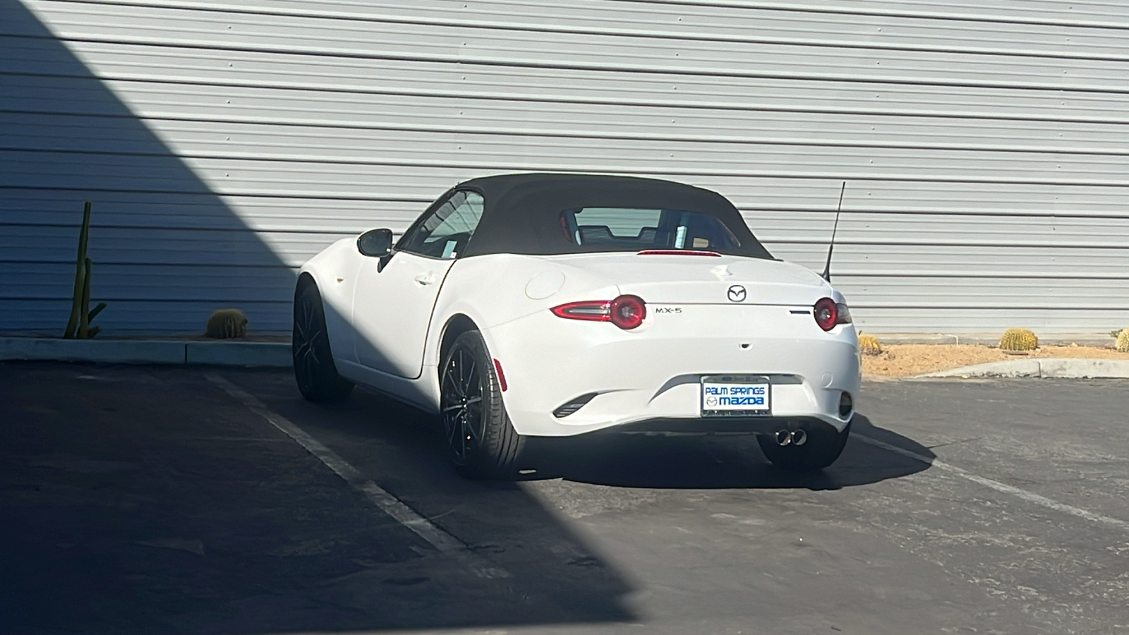 2024 Mazda MX-5 Miata Grand Touring 6