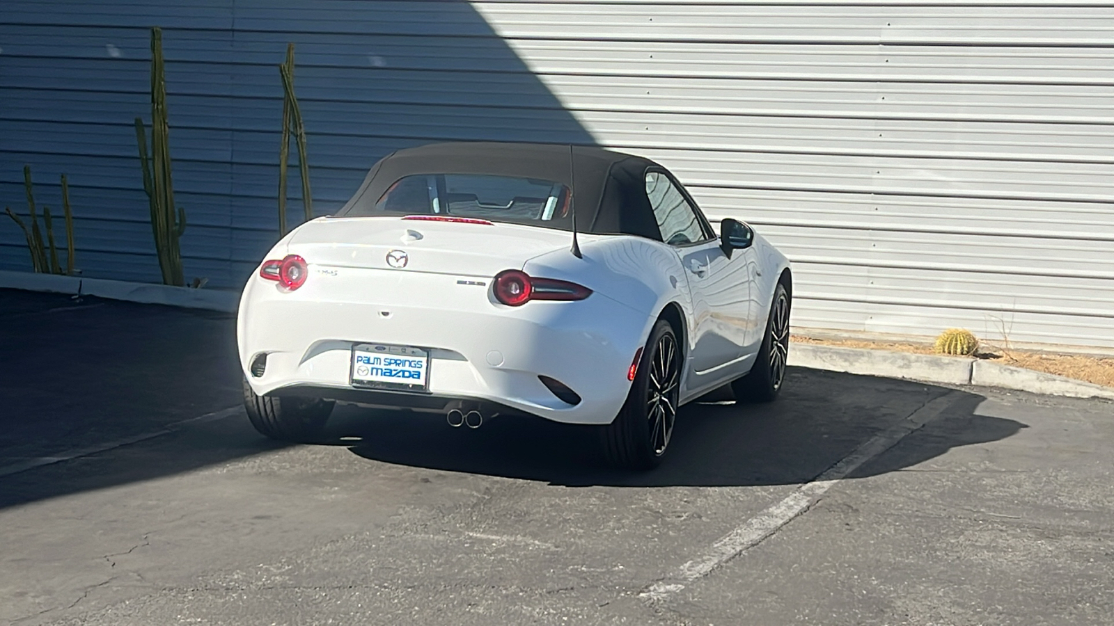 2024 Mazda MX-5 Miata Grand Touring 8