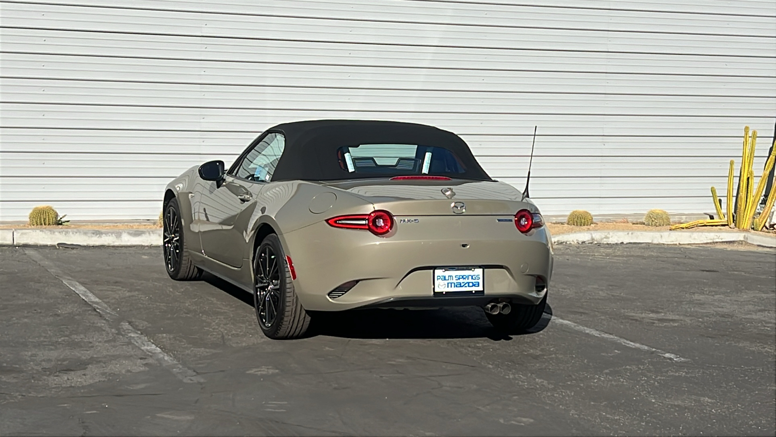 2024 Mazda MX-5 Miata Grand Touring 6