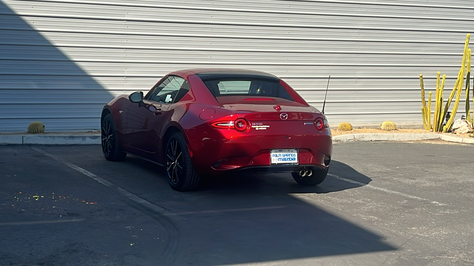 2024 Mazda MX-5 Miata RF Grand Touring 6