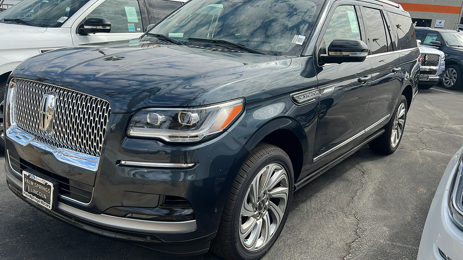 2024 Lincoln Navigator L Reserve 3