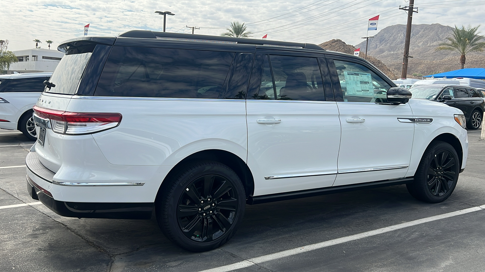 2024 Lincoln Navigator L Black Label 8