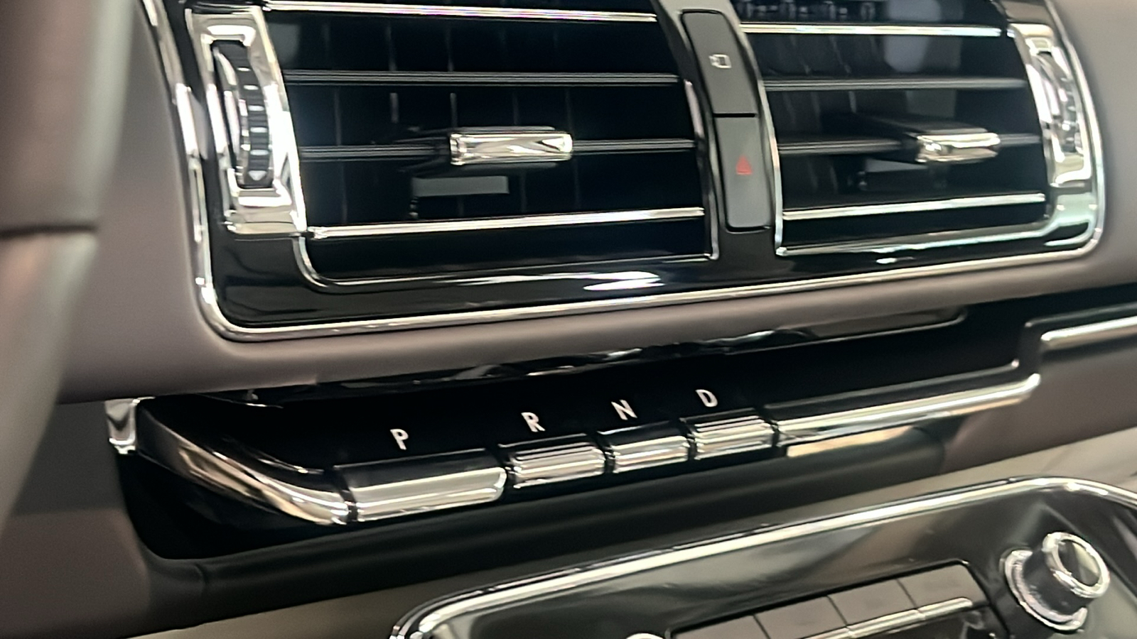 2024 Lincoln Navigator Black Label 16