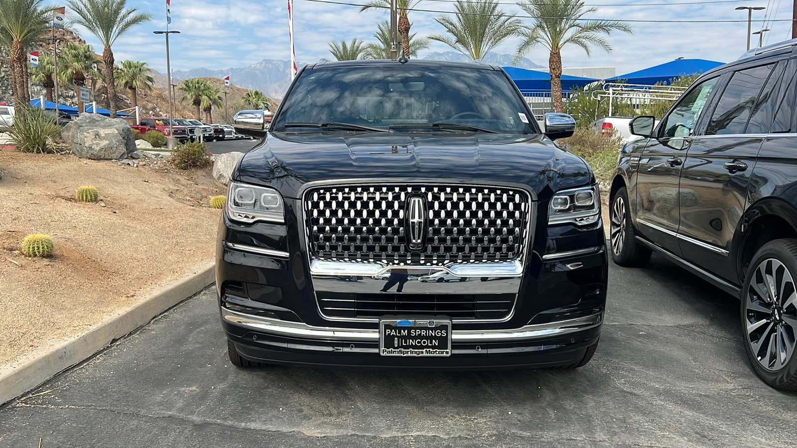 2024 Lincoln Navigator Black Label 2