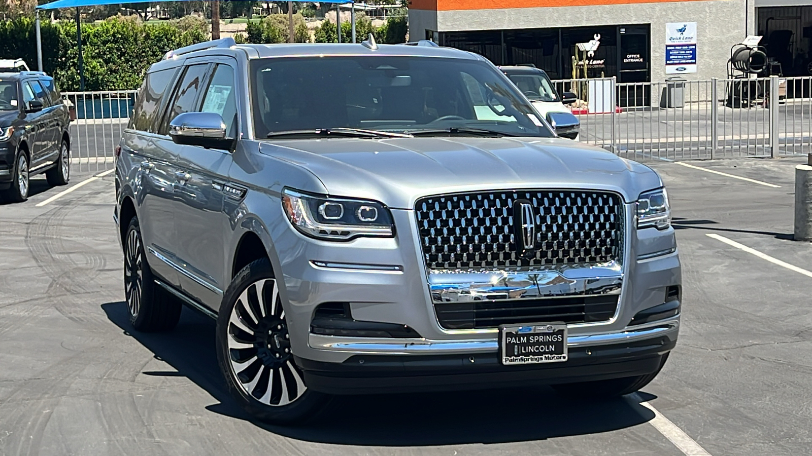 2024 Lincoln Navigator L Black Label 1