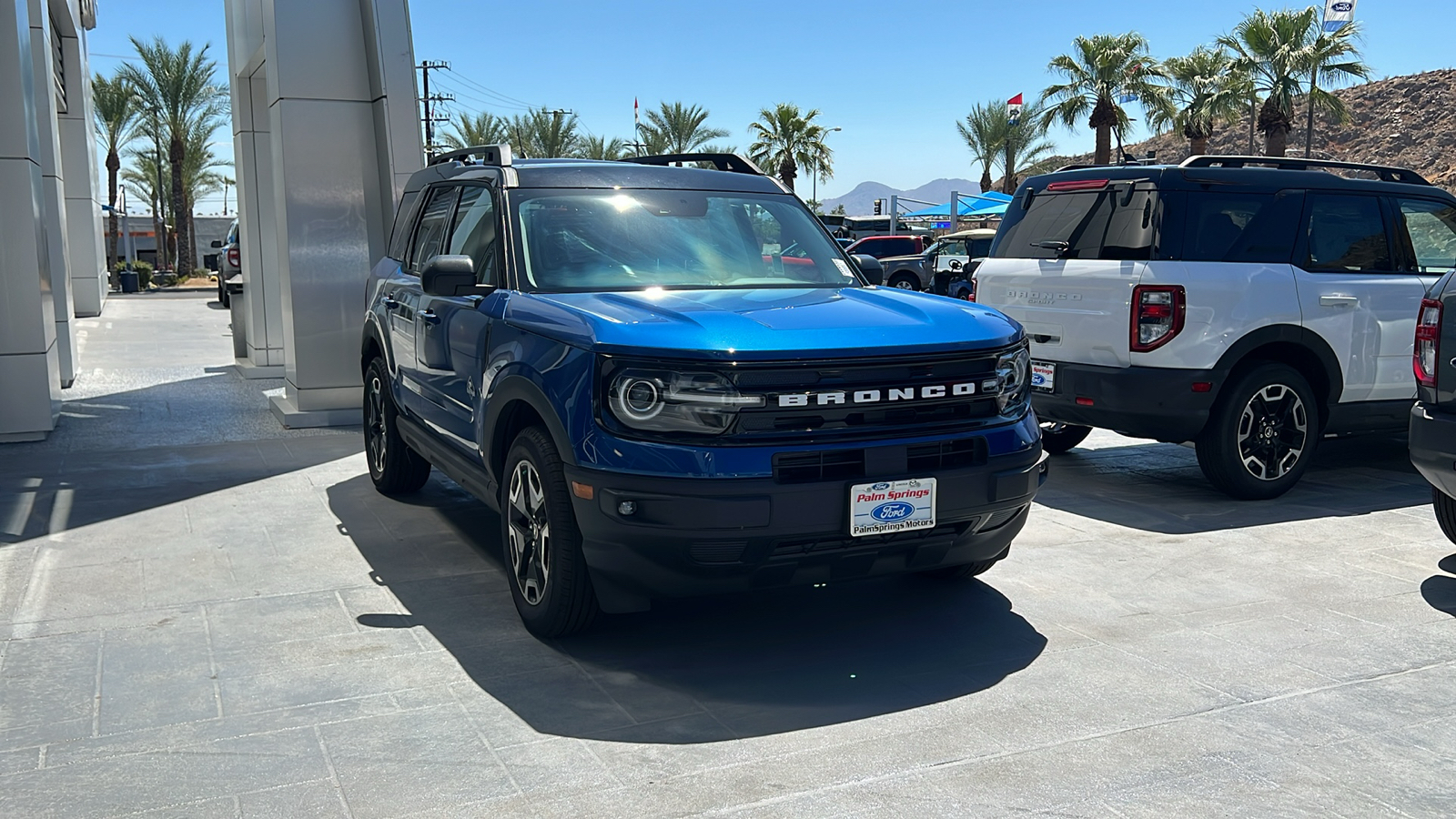 2024 Ford Bronco Sport Outer Banks 3