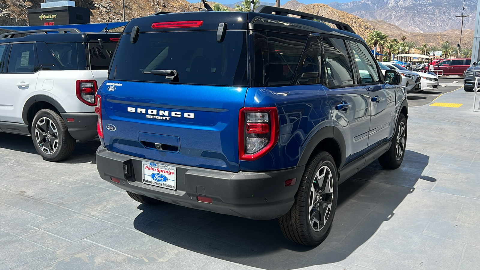 2024 Ford Bronco Sport Outer Banks 8