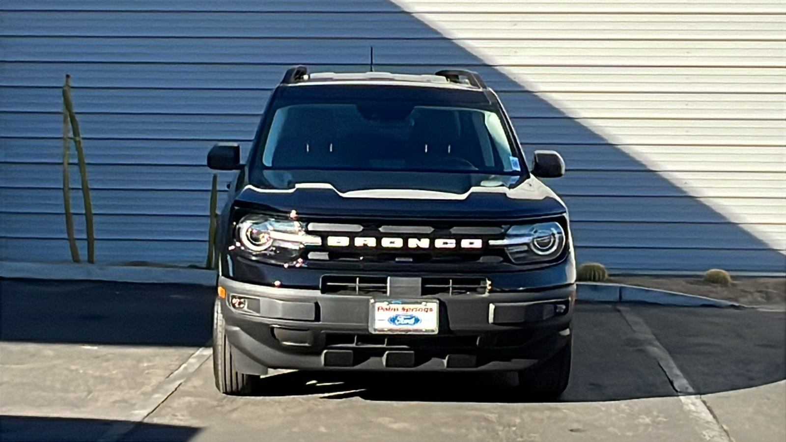 2024 Ford Bronco Sport Outer Banks 2