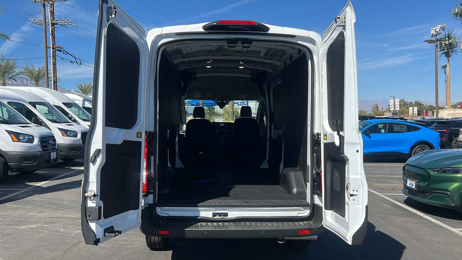 2024 Ford Transit-250 Base 22