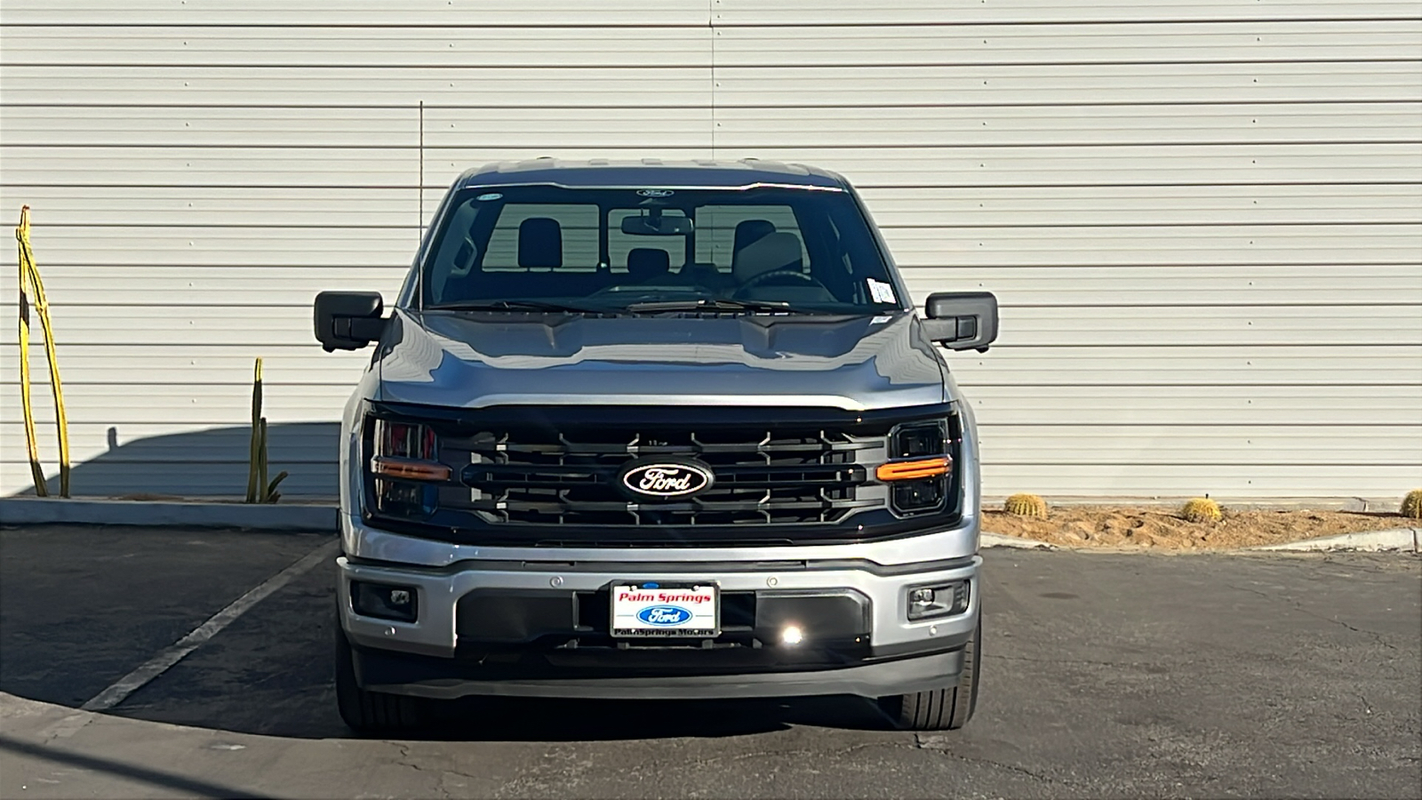 2024 Ford F-150 XLT 2