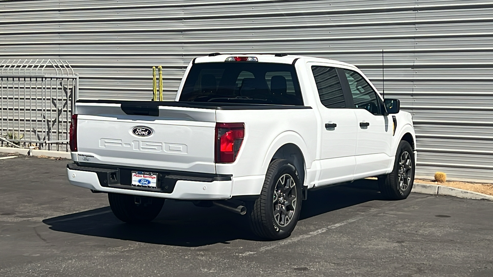 2024 Ford F-150 STX 8