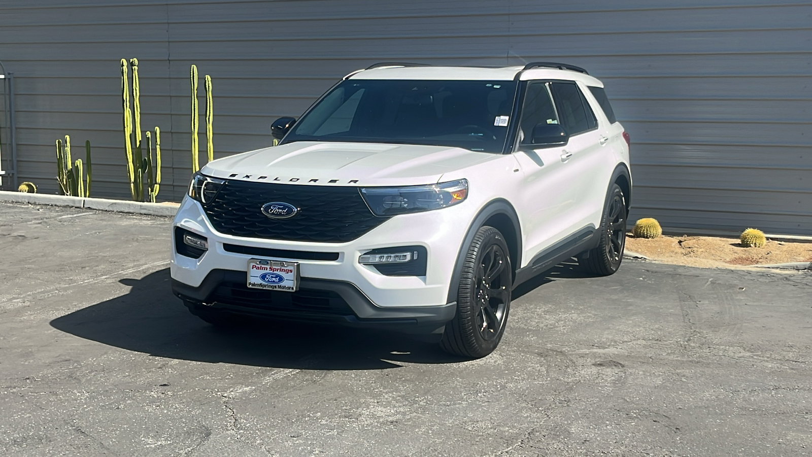 2024 Ford Explorer ST-Line 3