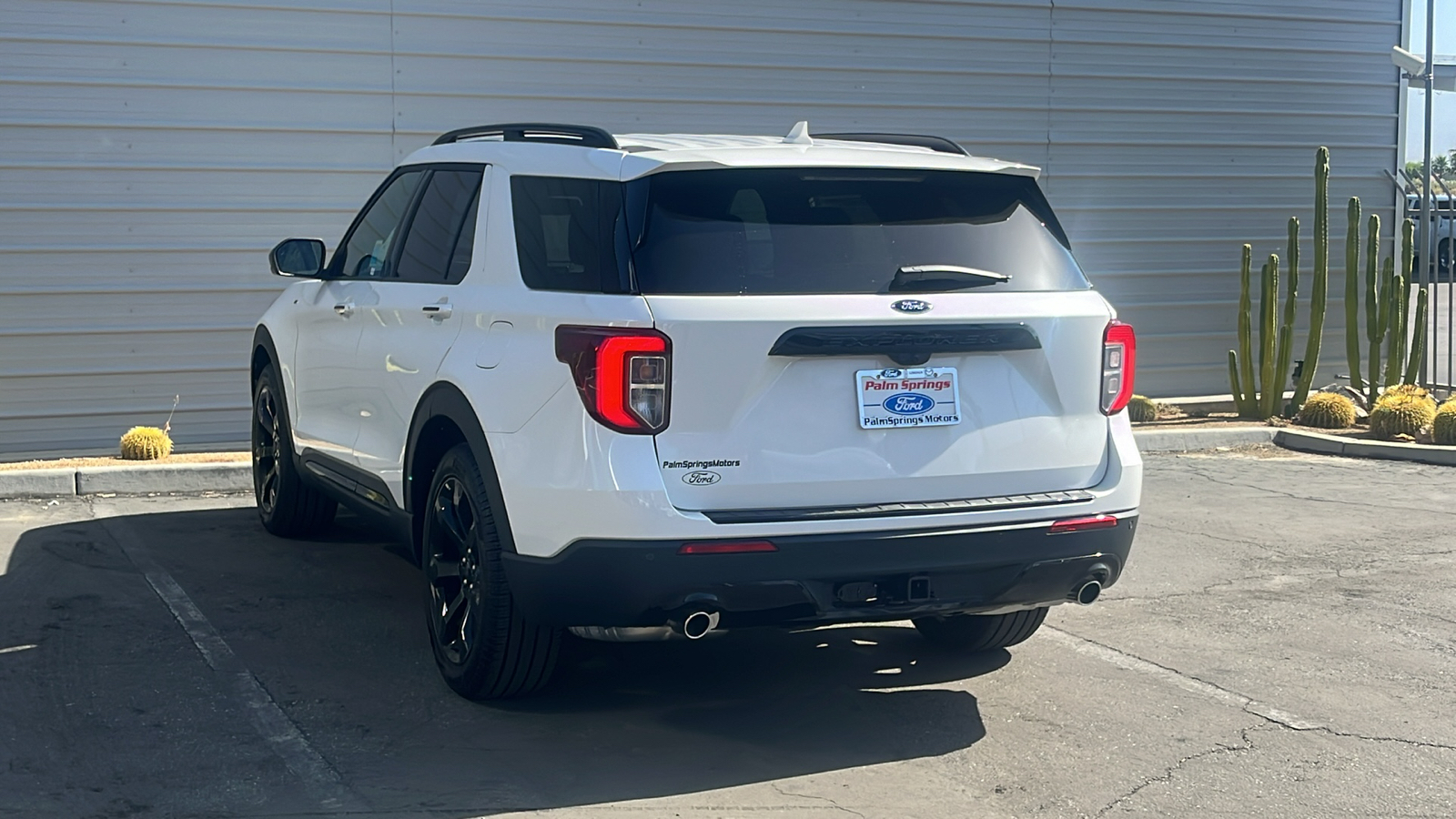 2024 Ford Explorer ST-Line 6