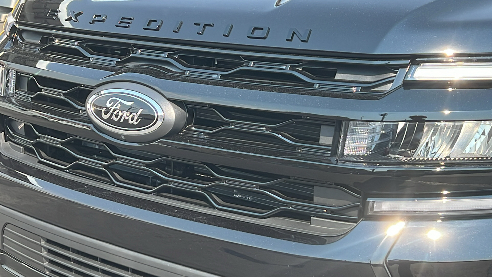 2024 Ford Expedition Limited 5