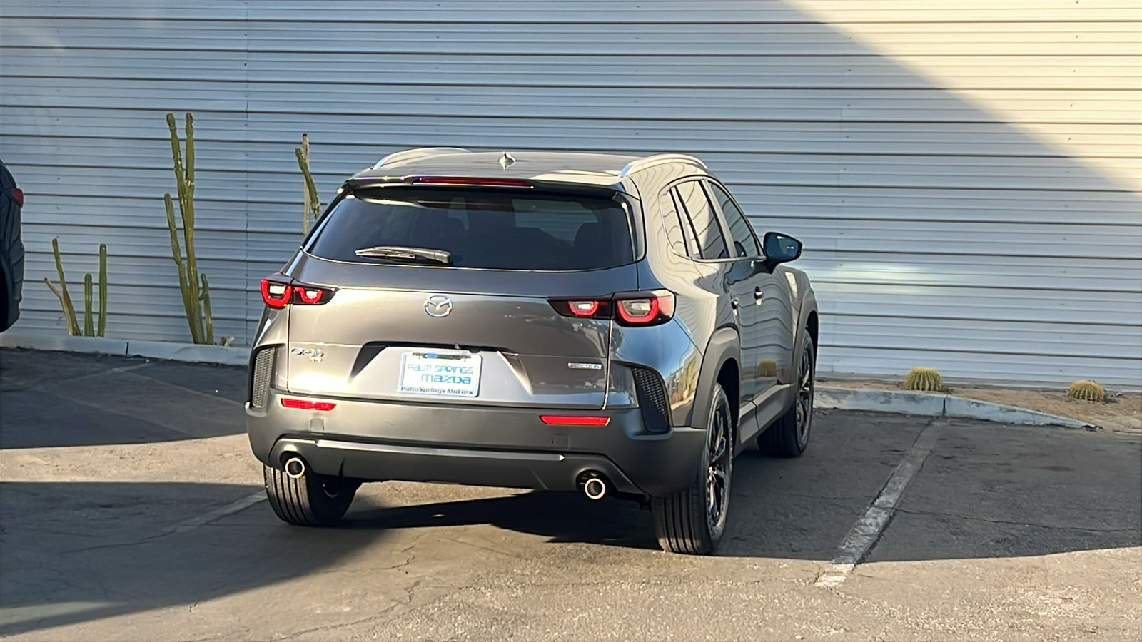 2025 Mazda CX-50 2.5 S Premium Package 8