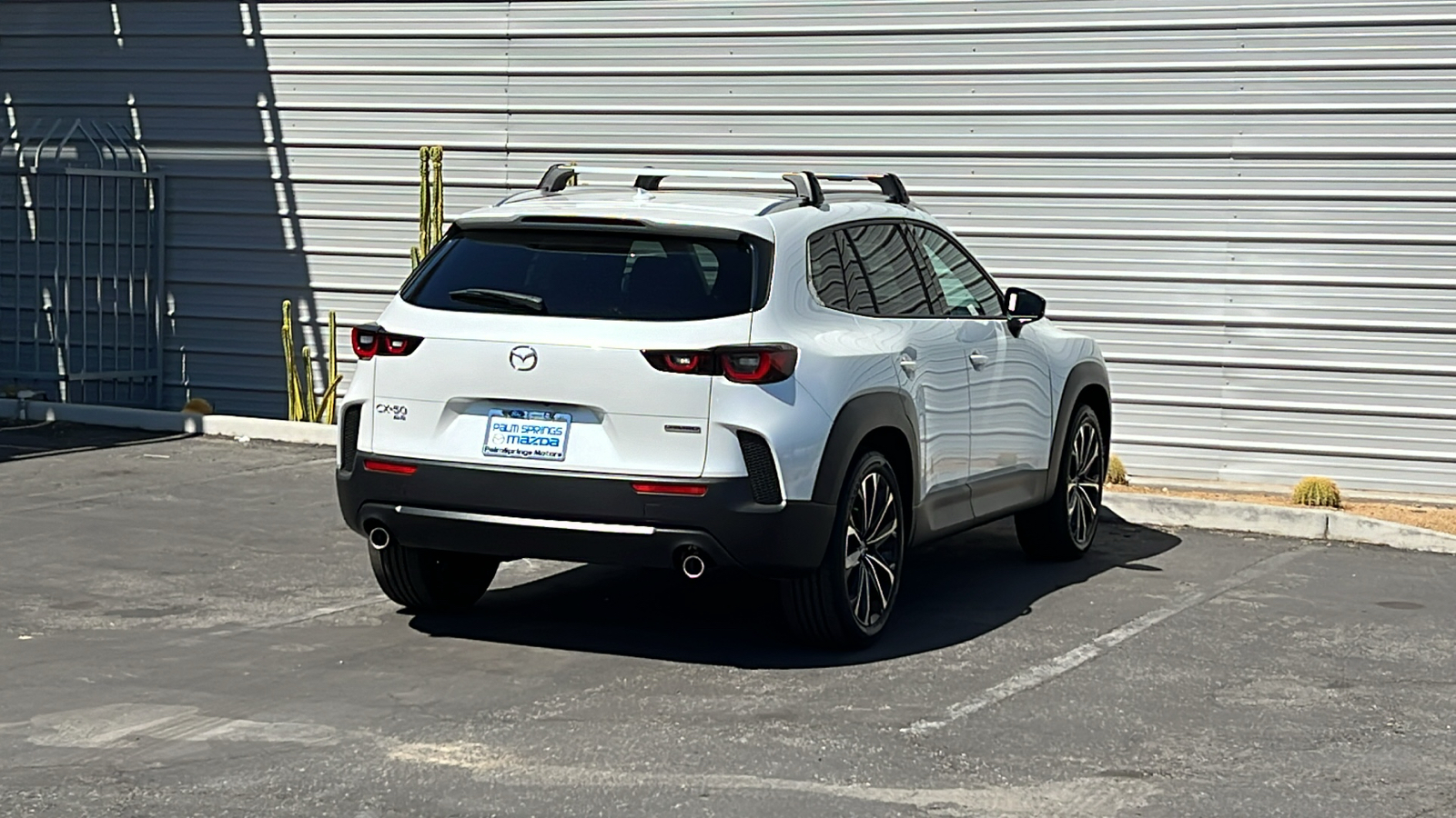 2025 Mazda CX-50 2.5 S Premium Plus Package 8