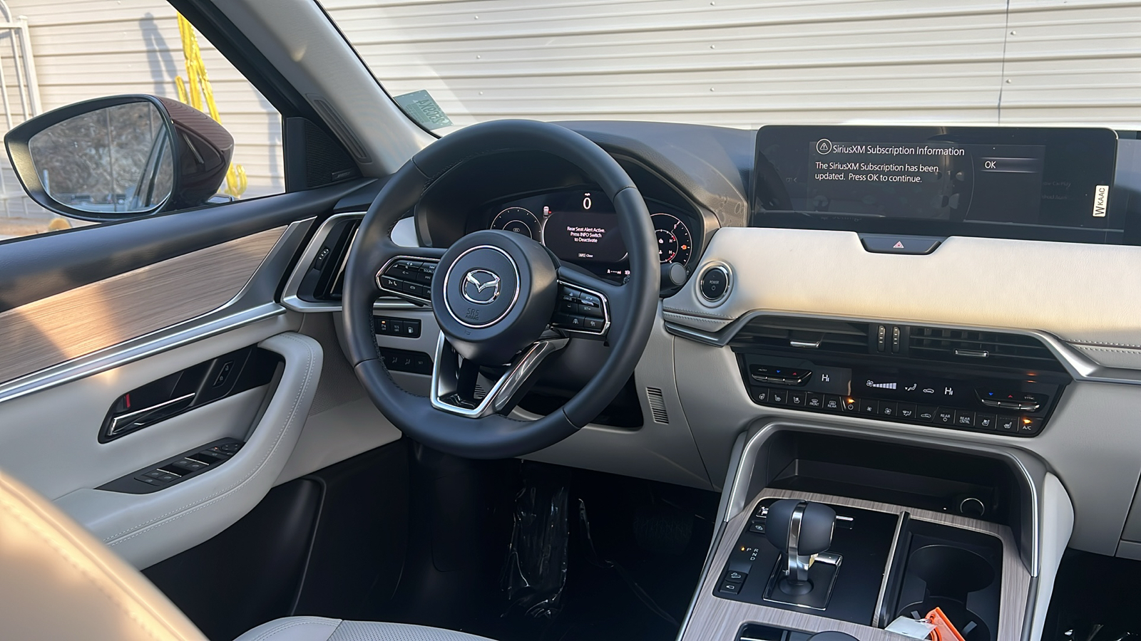 2025 Mazda CX-90 PHEV Premium Plus 15