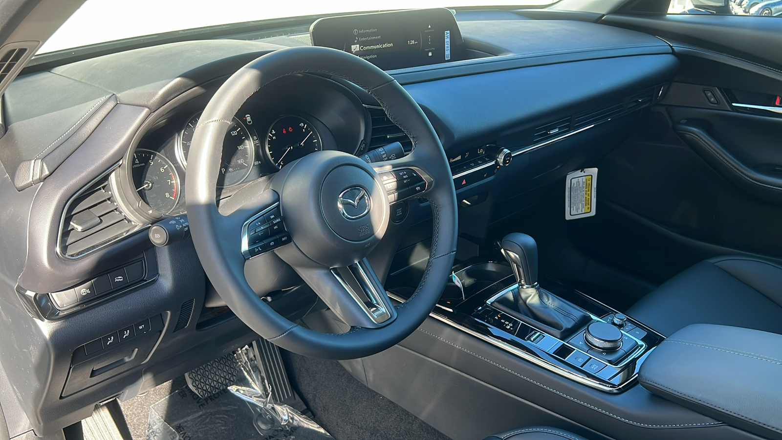 2025 Mazda CX-30 2.5 S Preferred Package 17