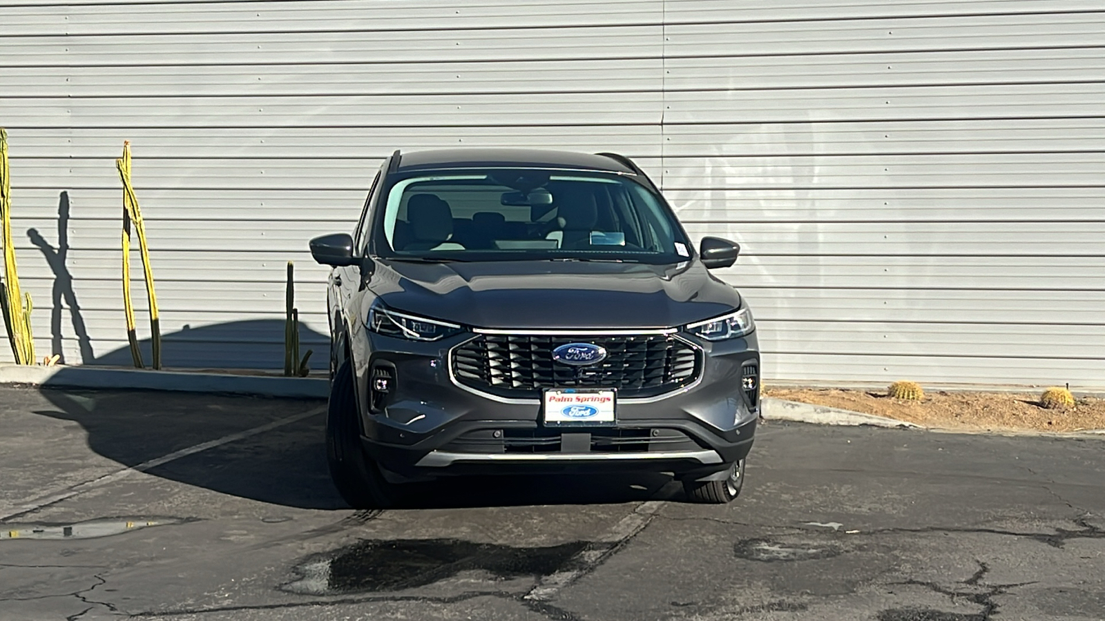 2025 Ford Escape Plug-In Hybrid 2