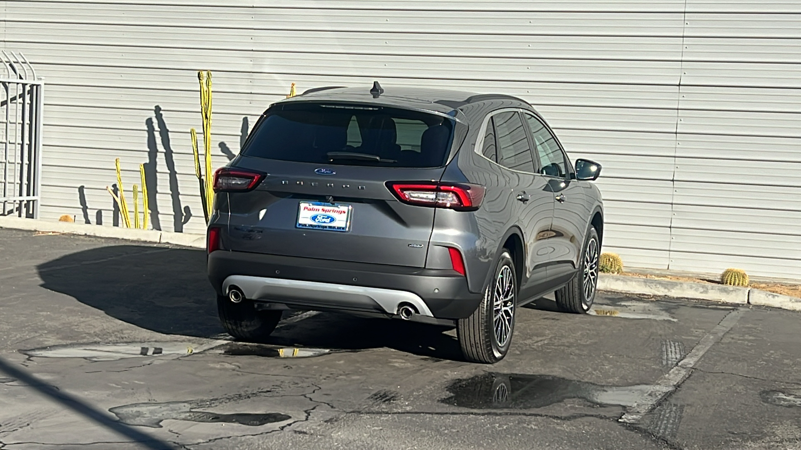 2025 Ford Escape Plug-In Hybrid 6