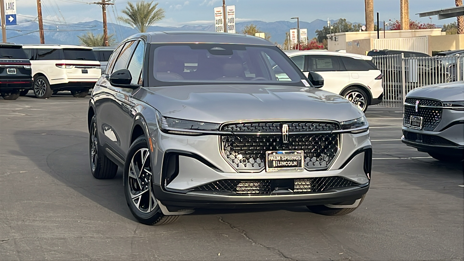 2025 Lincoln Nautilus Premiere 1