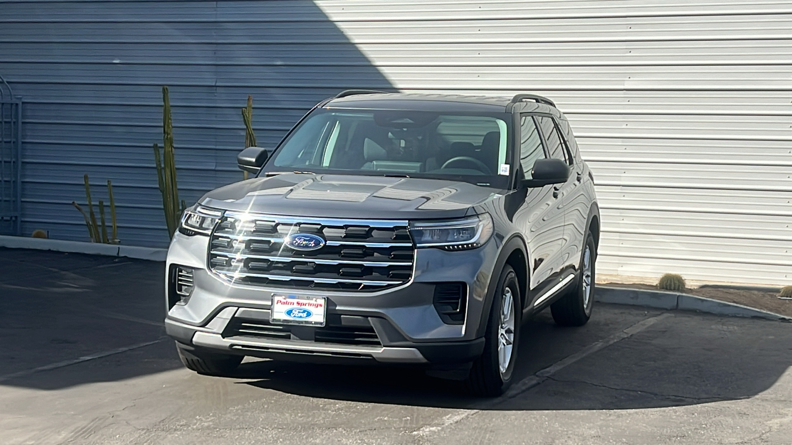 2025 Ford Explorer Active 3