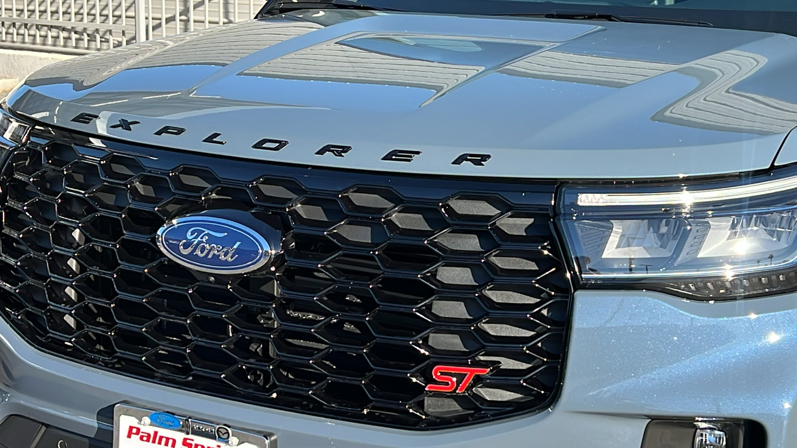 2025 Ford Explorer ST 5