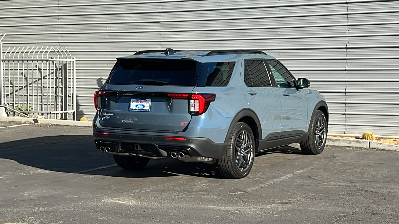 2025 Ford Explorer ST 8