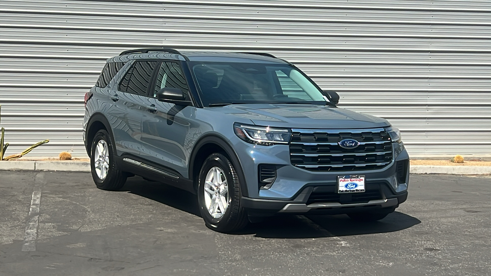 2025 Ford Explorer Active 1