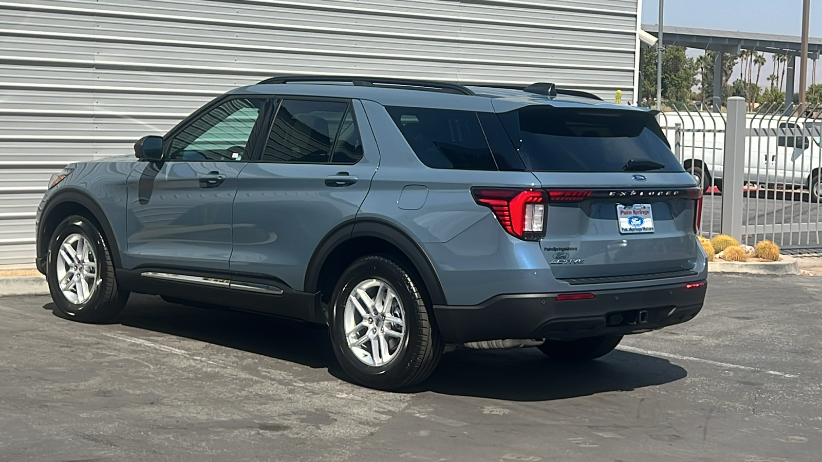 2025 Ford Explorer Active 6