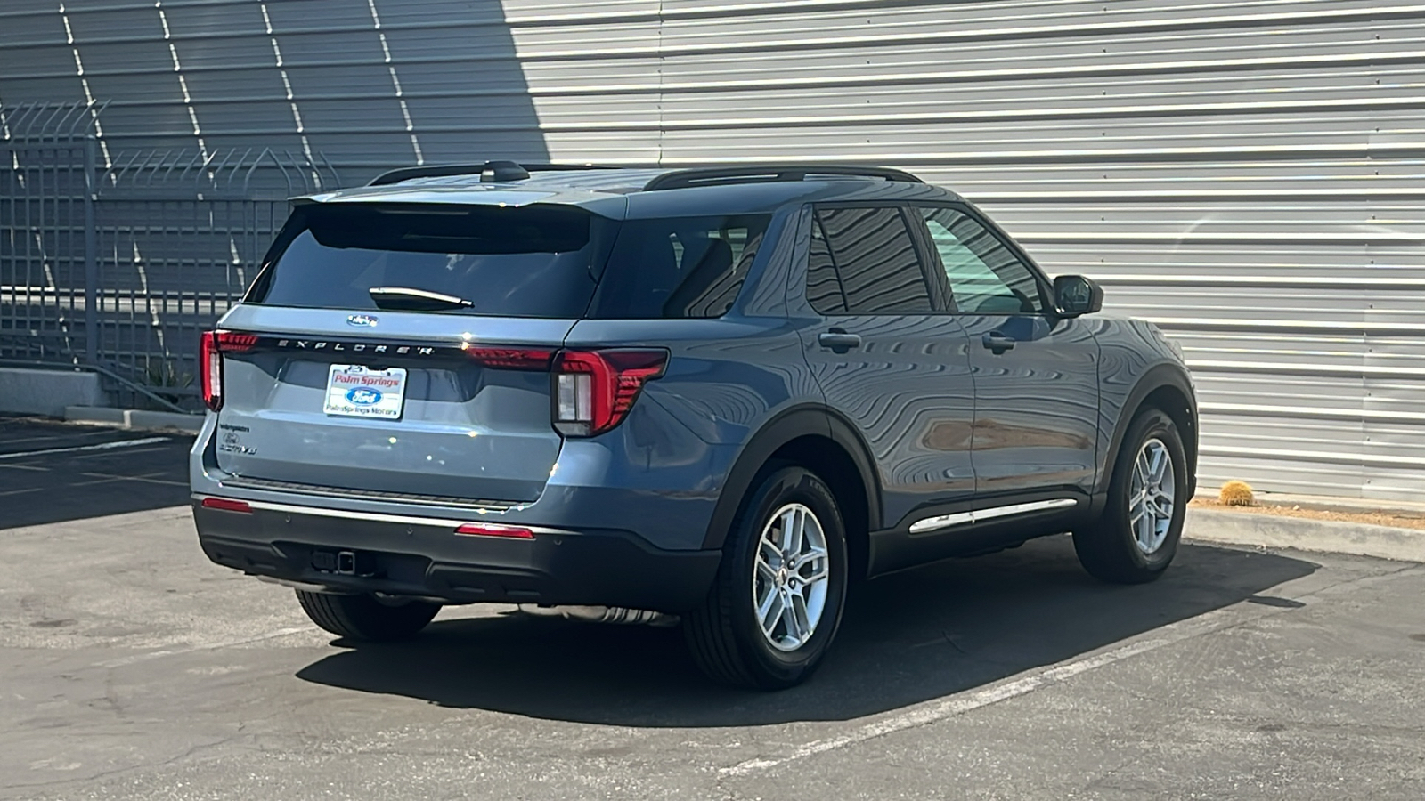 2025 Ford Explorer Active 8