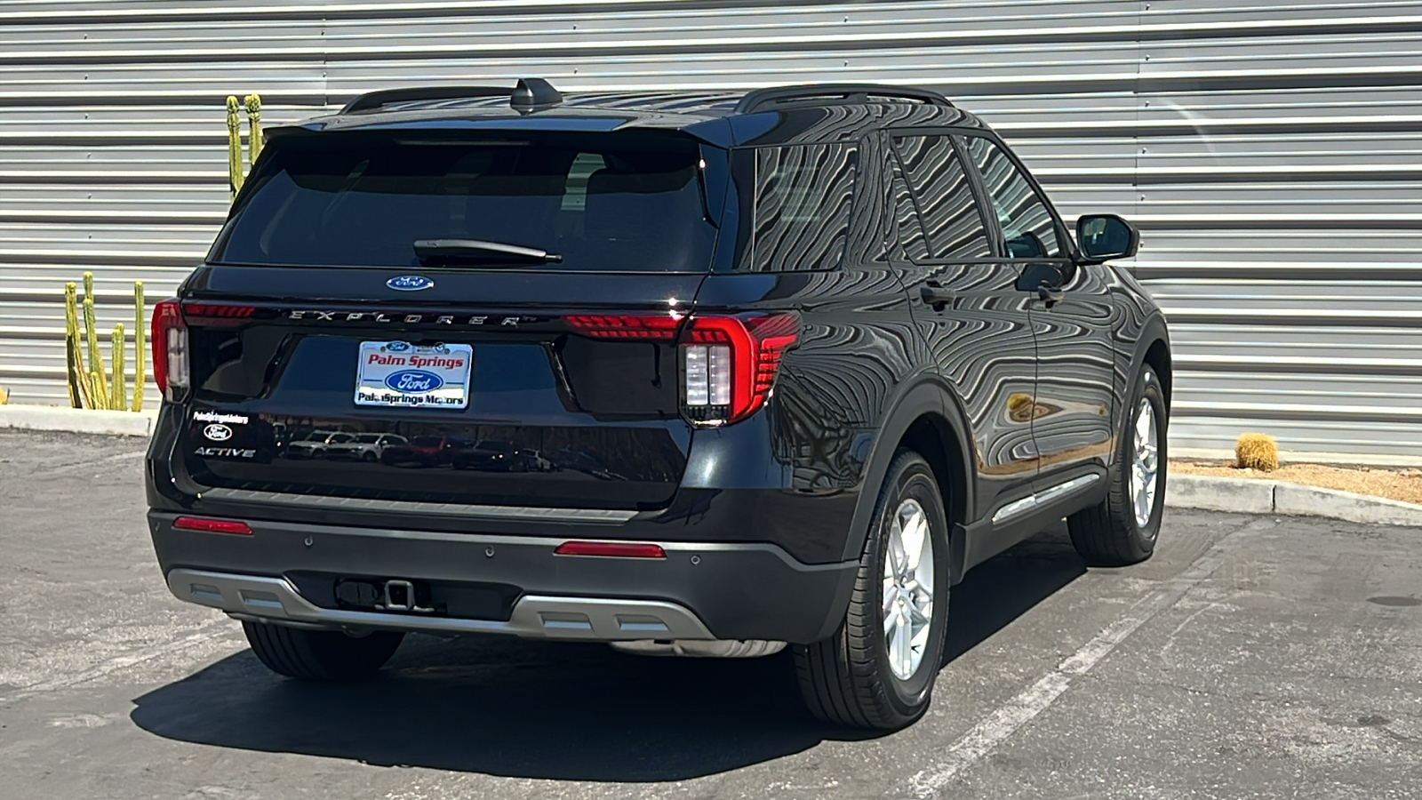 2025 Ford Explorer Active 8