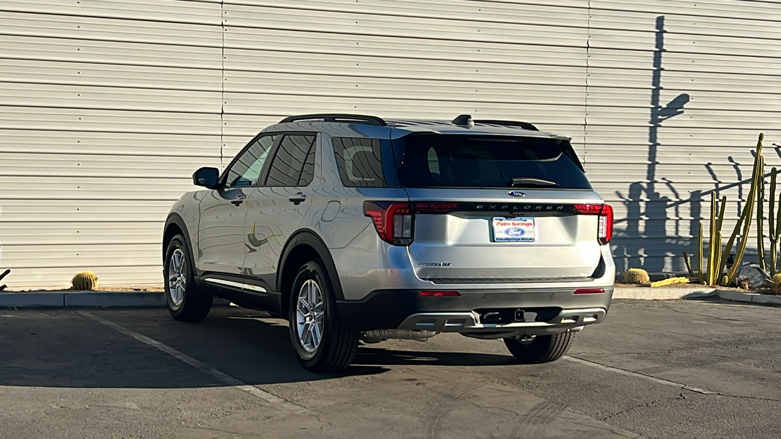 2025 Ford Explorer Active 6